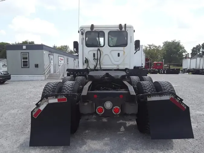 2019 FREIGHTLINER CASCADIA 113