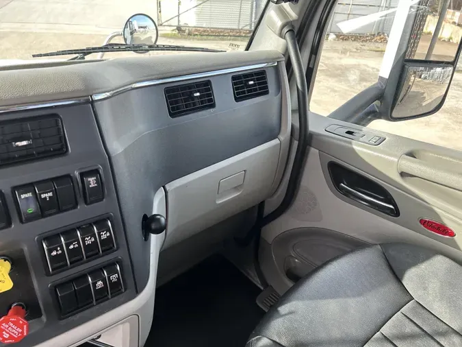 2020 Peterbilt 567