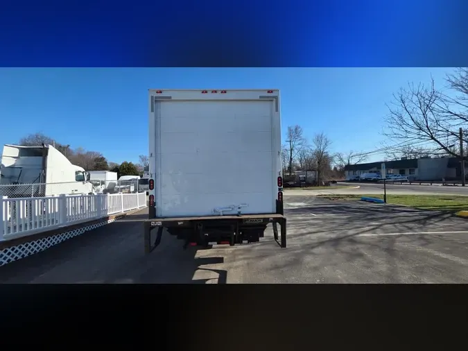 2018 ISUZU NPR HDe3f2452ff72bfbd482a126ff7d038505