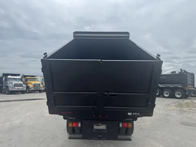 2024 ISUZU NQR DIESEL 109 wb 3R1