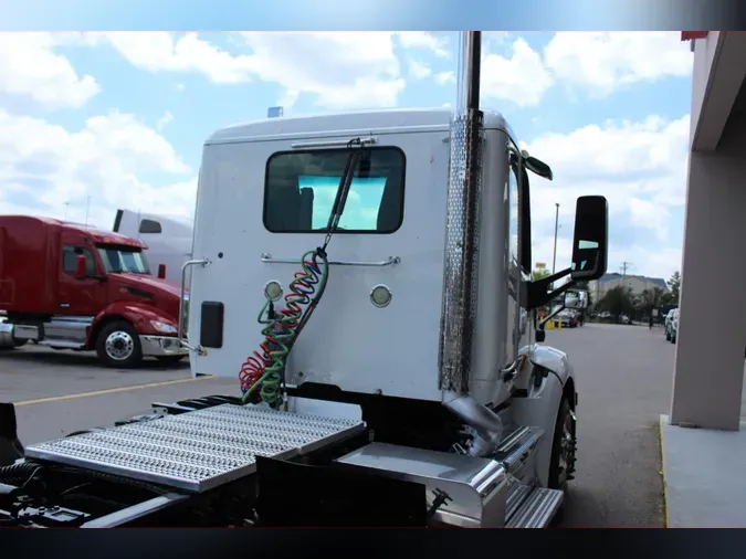 2019 Peterbilt 579e3f724bcd2ee930dac3734f06e98a8c8