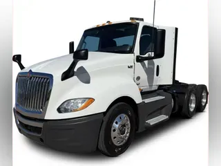 2021 International LT625