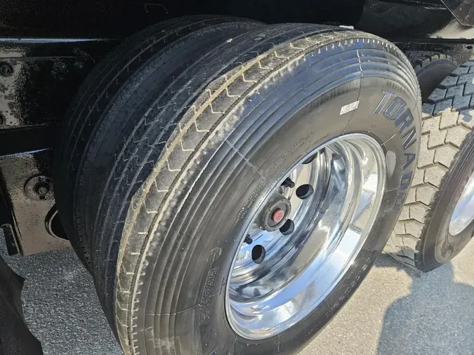 2016 MACK GU803