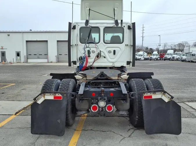 2020 FREIGHTLINER/MERCEDES NEW CASCADIA 116