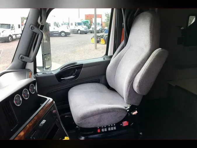 2020 INT LT625 6x4