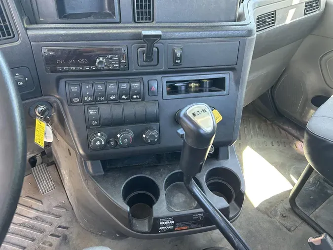 2020 International LT625e404ff80005956edebf8efe162a91087