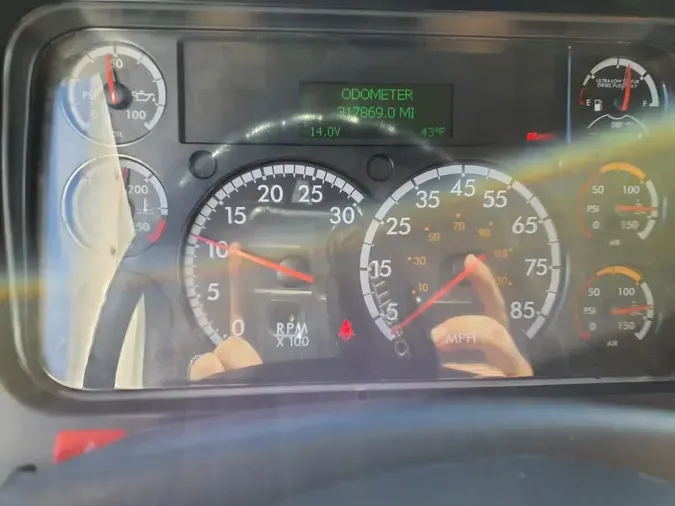 2020 FREIGHTLINER/MERCEDES M2 106