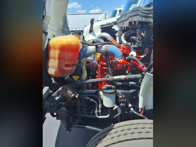 2019 NAVISTAR INTERNATIONAL 4300