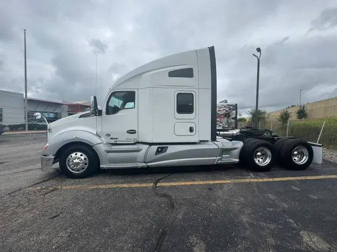 2022 Kenworth T680