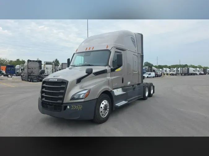 2025 Freightliner Cascadia 126