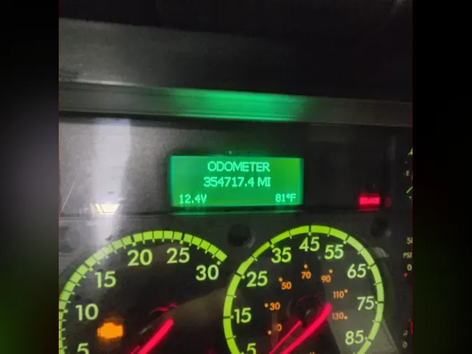 2018 FREIGHTLINER CASCADIA PX11364ST