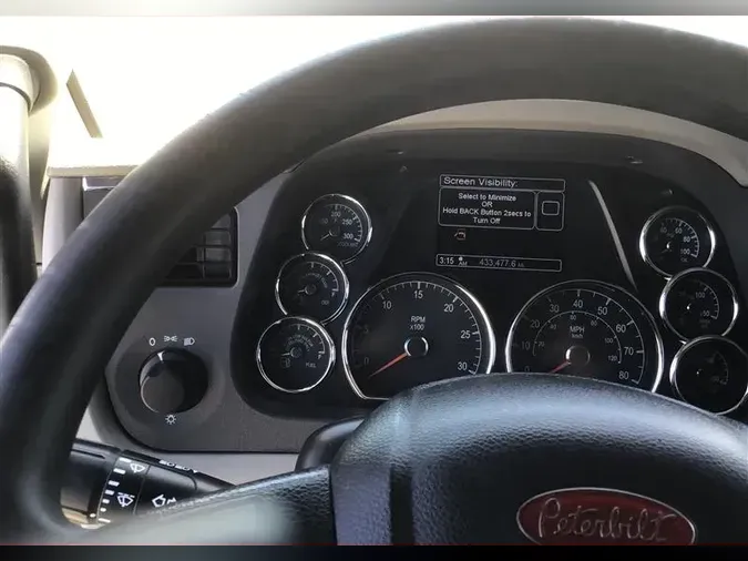 2022 PETERBILT 579