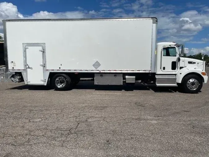 2020 Peterbilt 337