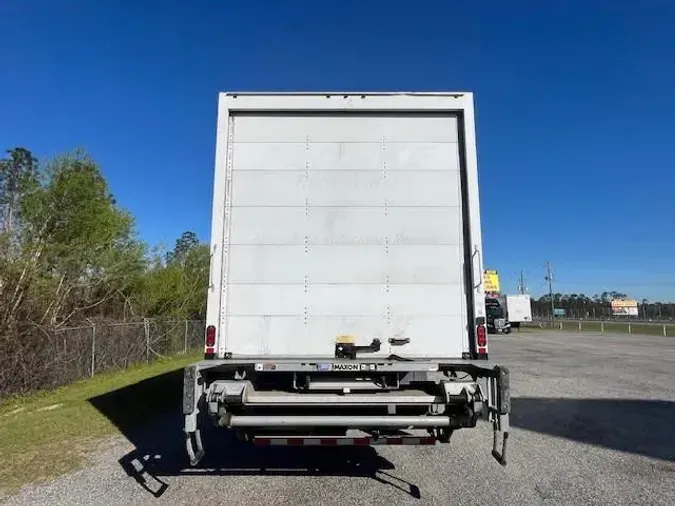 2018 Freightliner Business Class M2 106