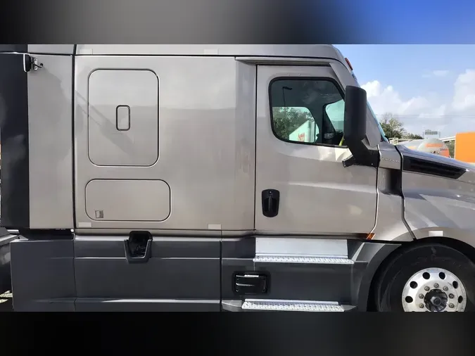 2024 Freightliner Cascadia 126e41485f94cac2124f900cdd5af13fcd7