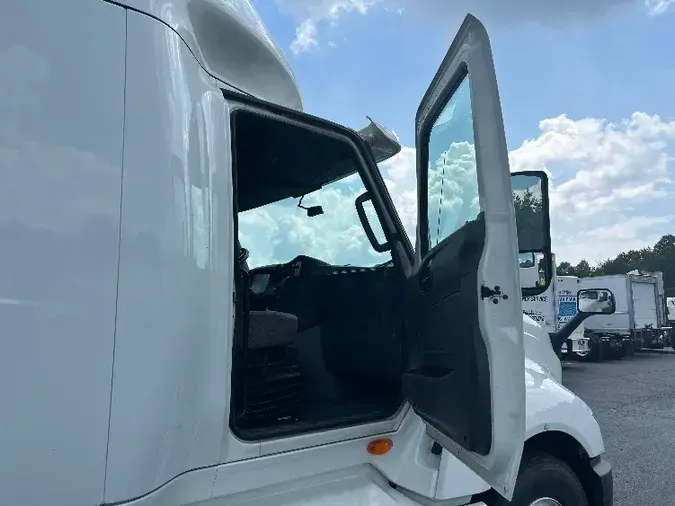 2019 International LT625