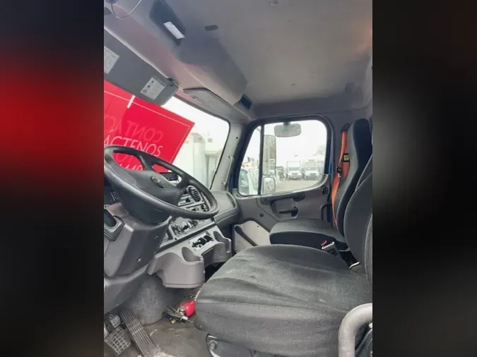 2019 FREIGHTLINER/MERCEDES M2 106