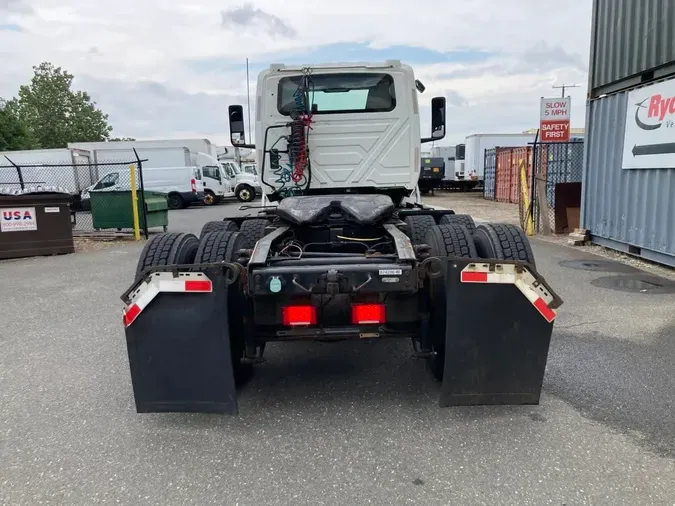 2019 NAVISTAR INTERNATIONAL LT625 DAYCAB T/Ae41c02100b52dff1873b31c4d6fd24ee