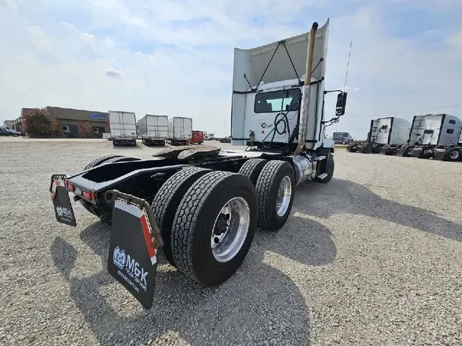 2020 MACK AN64T