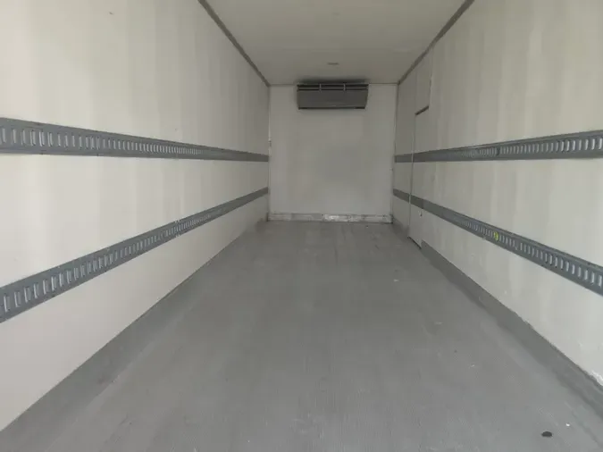 2020 FREIGHTLINER/MERCEDES M2 106e41e361462aa659374aac36319b82c84