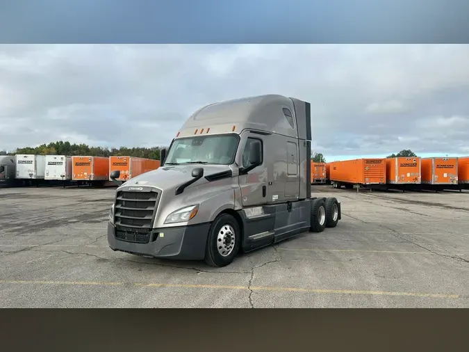 2023 Freightliner Cascadia 126