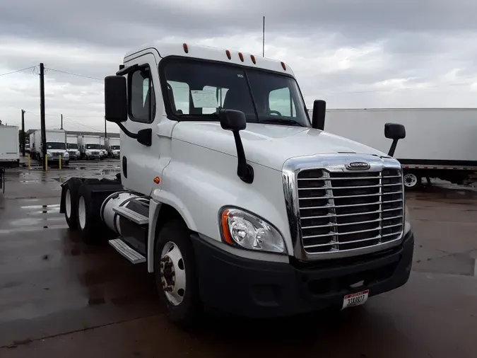 2016 FREIGHTLINER/MERCEDES CASCADIA 125