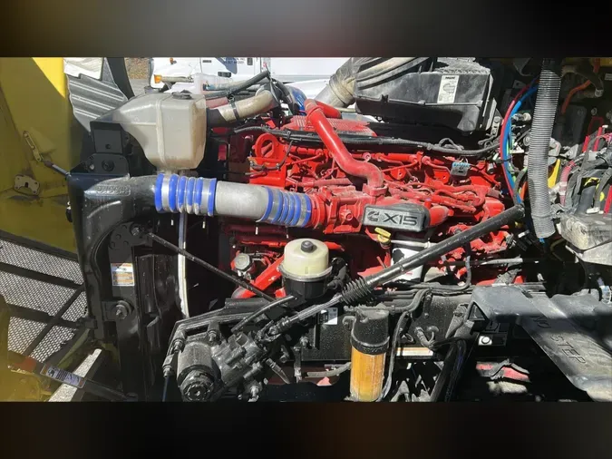 2021 Peterbilt 579
