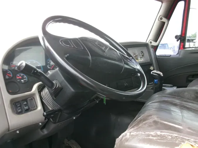 2016 International 7600