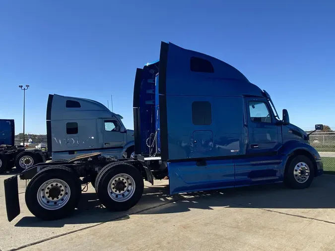 2022 PETERBILT 579