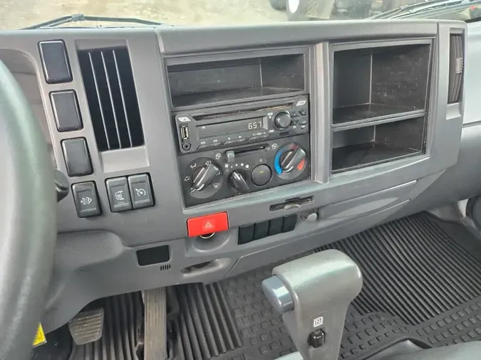 2019 ISUZU NQR