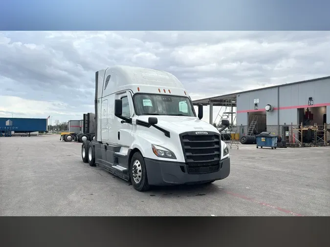 2022 Freightliner Cascadia 126e42e2c7e1ffb87ccfd95f0de6df082df