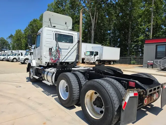 2016 VOLVO VNL64TRACTOR