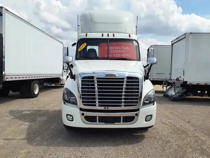 2019 FREIGHTLINER CASCADIA 125