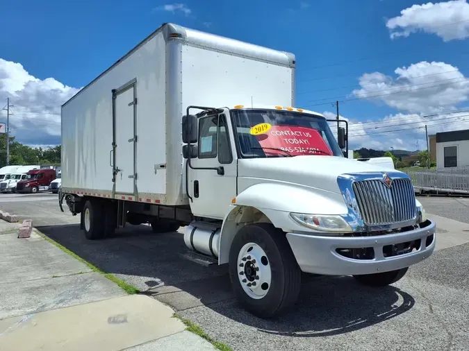 2019 NAVISTAR INTERNATIONAL 4300