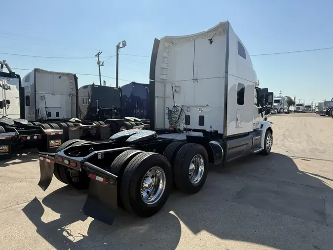 2022 Peterbilt 579