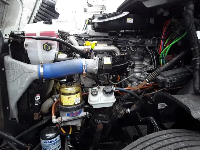 2020 FREIGHTLINER/MERCEDES CASCADIA 125e4381e2439cf20246fc45035be71fd94