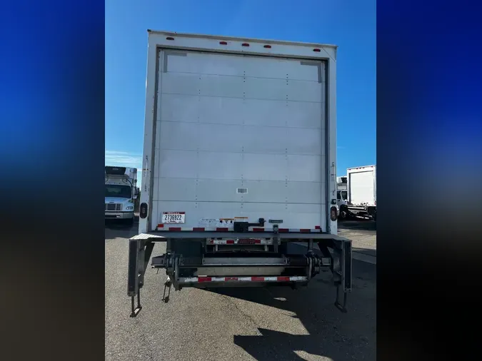 2019 FREIGHTLINER/MERCEDES M2 106