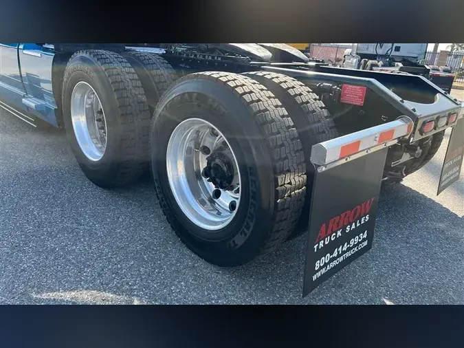 2019 VOLVO VNL860e43b4fb8b17d426175ad20aaf37a8c5d