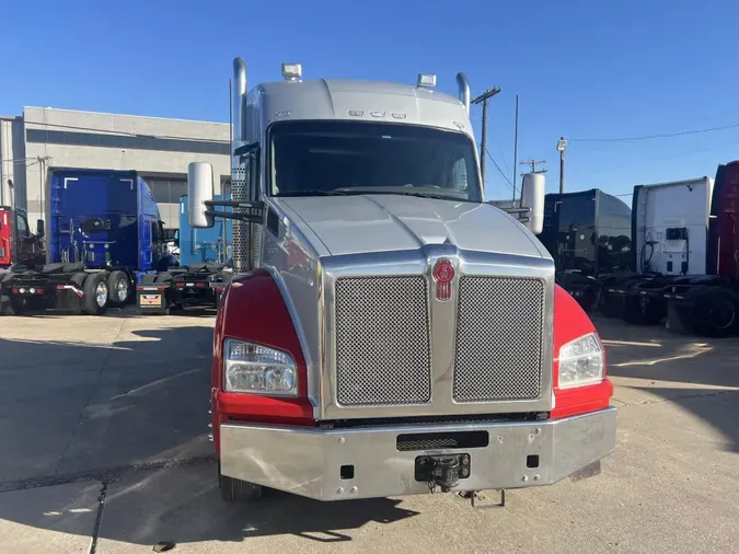 2018 Kenworth T880