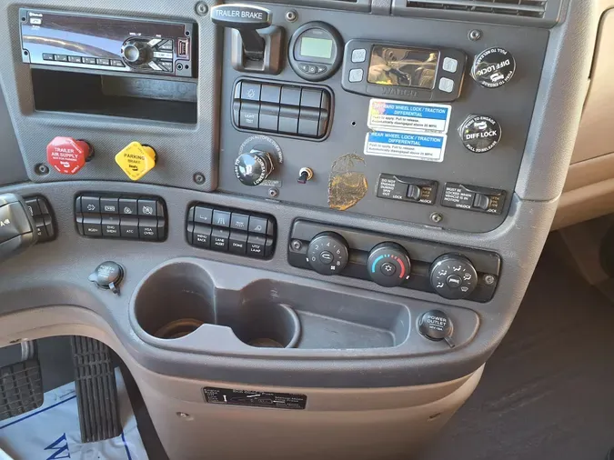 2020 FREIGHTLINER/MERCEDES CASCADIA 125