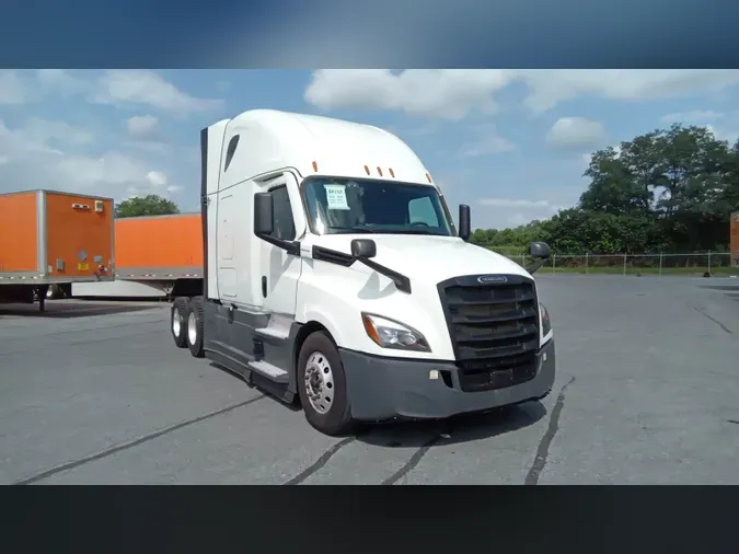 2023 Freightliner Cascadia 126e44126b0bdfab5b6796fe6d4aa831370