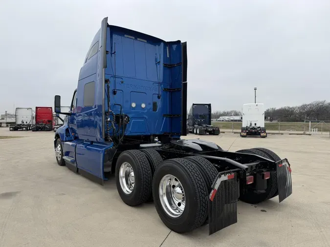 2022 International LT625