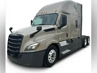 2024 Freightliner Cascadia