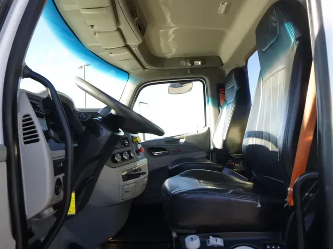 2020 Peterbilt 579
