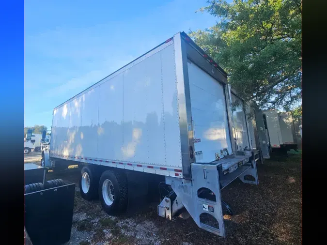 2019 FREIGHTLINER/MERCEDES M2 106