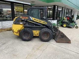 2018 New Holland L220-T4B