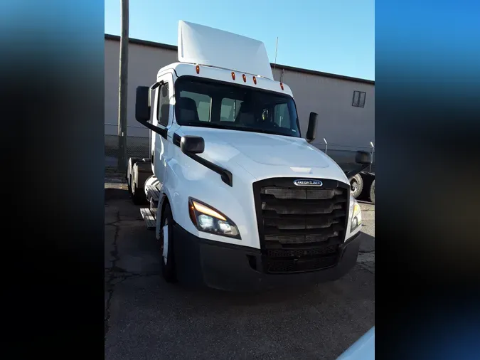 2019 FREIGHTLINER/MERCEDES NEW CASCADIA 126