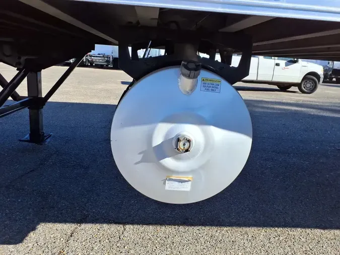 2016 VANGUARD TRAILER CORP R8000B 53/102/162