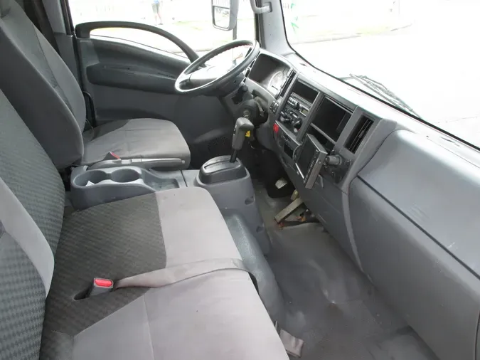 2014 ISUZU NRR