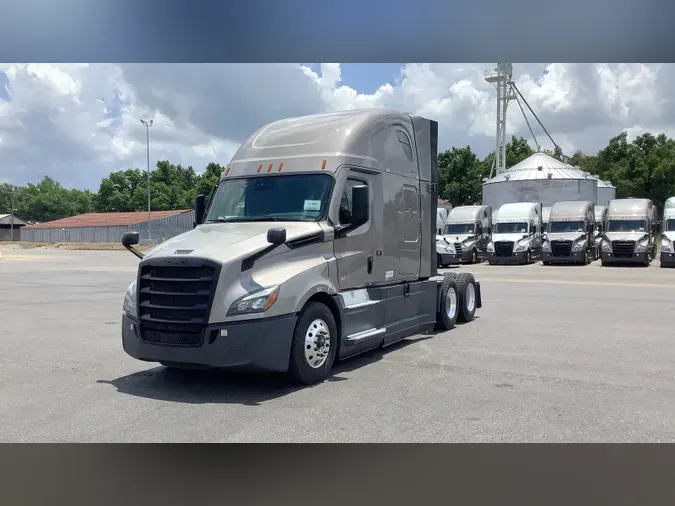 2024 Freightliner Cascadia 126